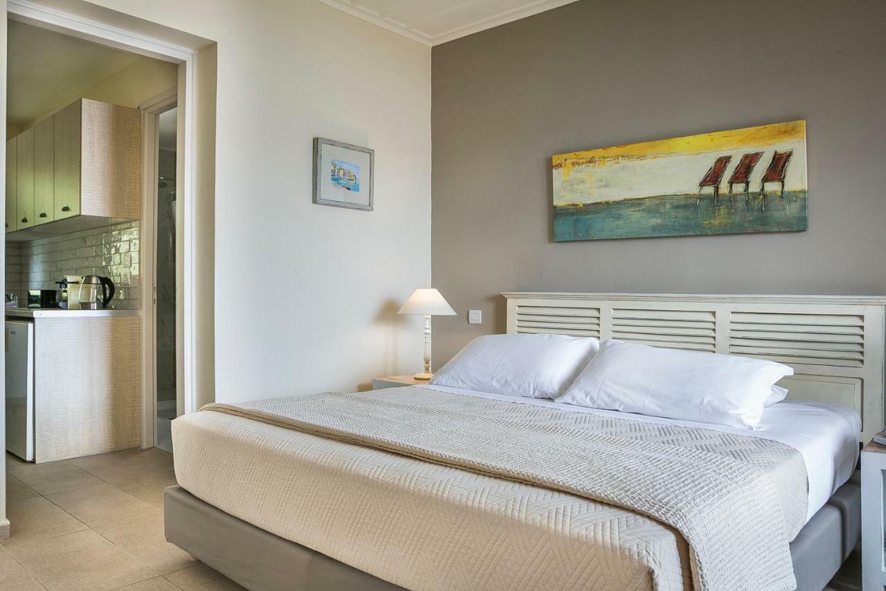 Martini Waterfront Suites フィスカルドン エクステリア 写真